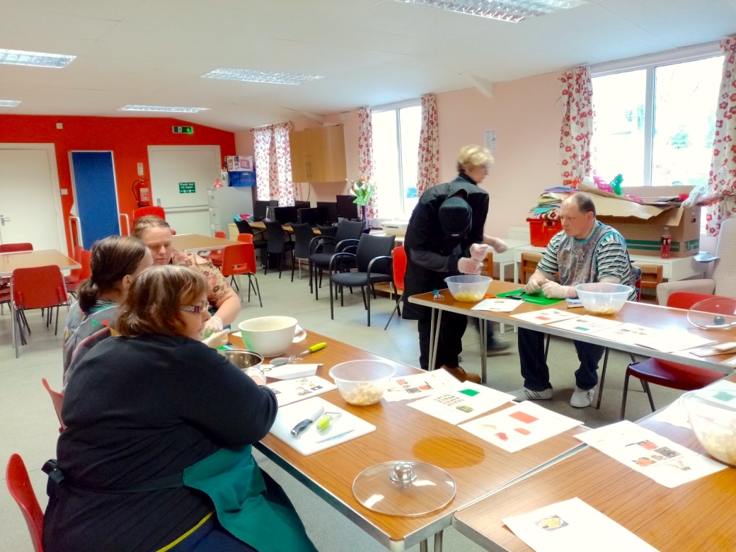 Healthy Cooking Classes on a Budget – Learn, Cook and Eat Together in Birmingham - CASBA